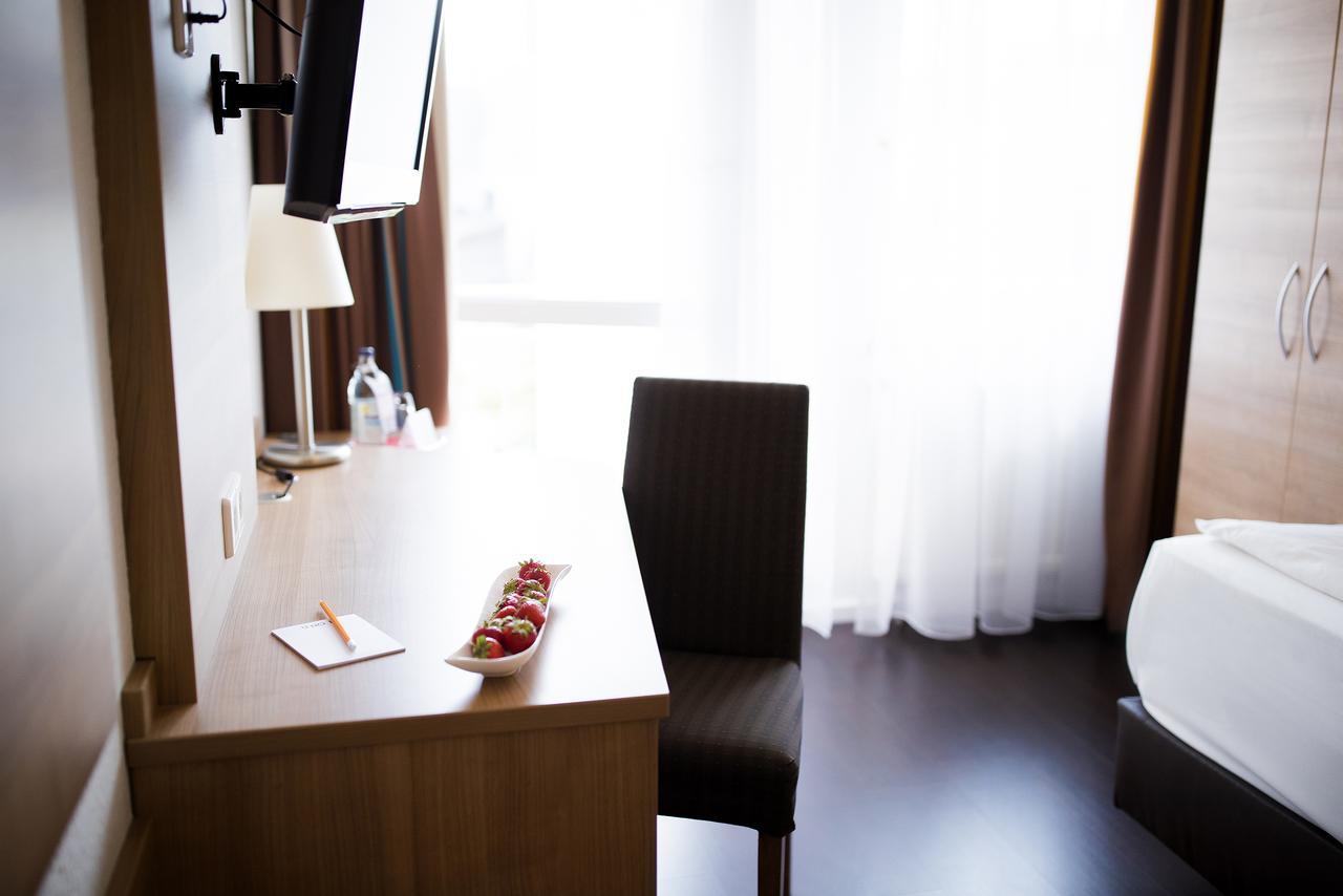Centro Hotel U-No1, Trademark Collection By Wyndham Grossbettlingen Екстер'єр фото